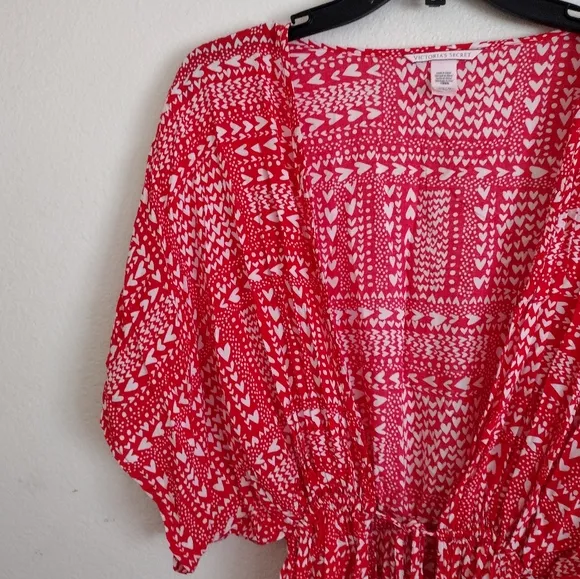 Victoria's Secret Red white heart print kimono robe cover up one size fits all