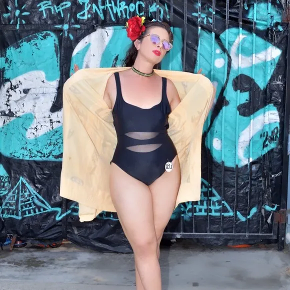 Vintage Asian yellow kimono robe