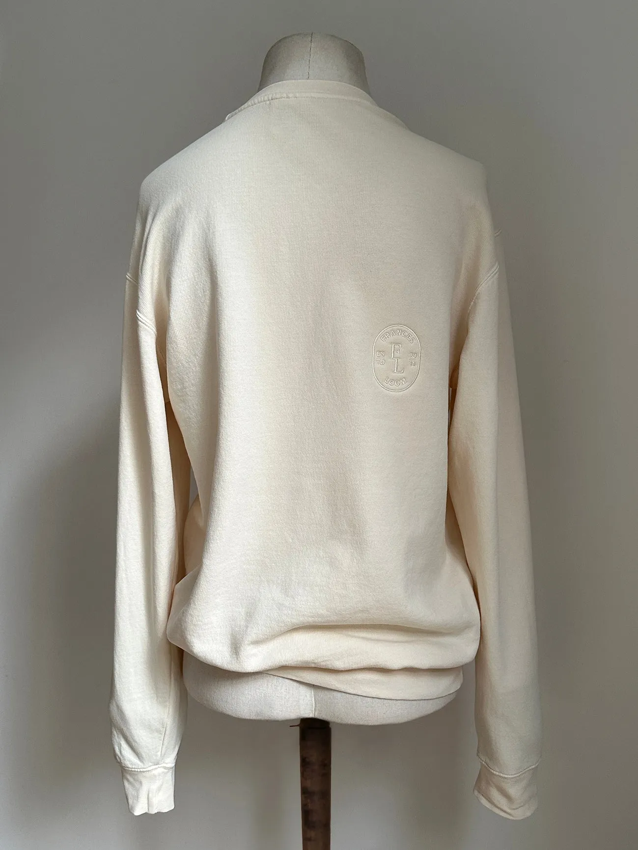 “Vintage” sweatshirt in cream