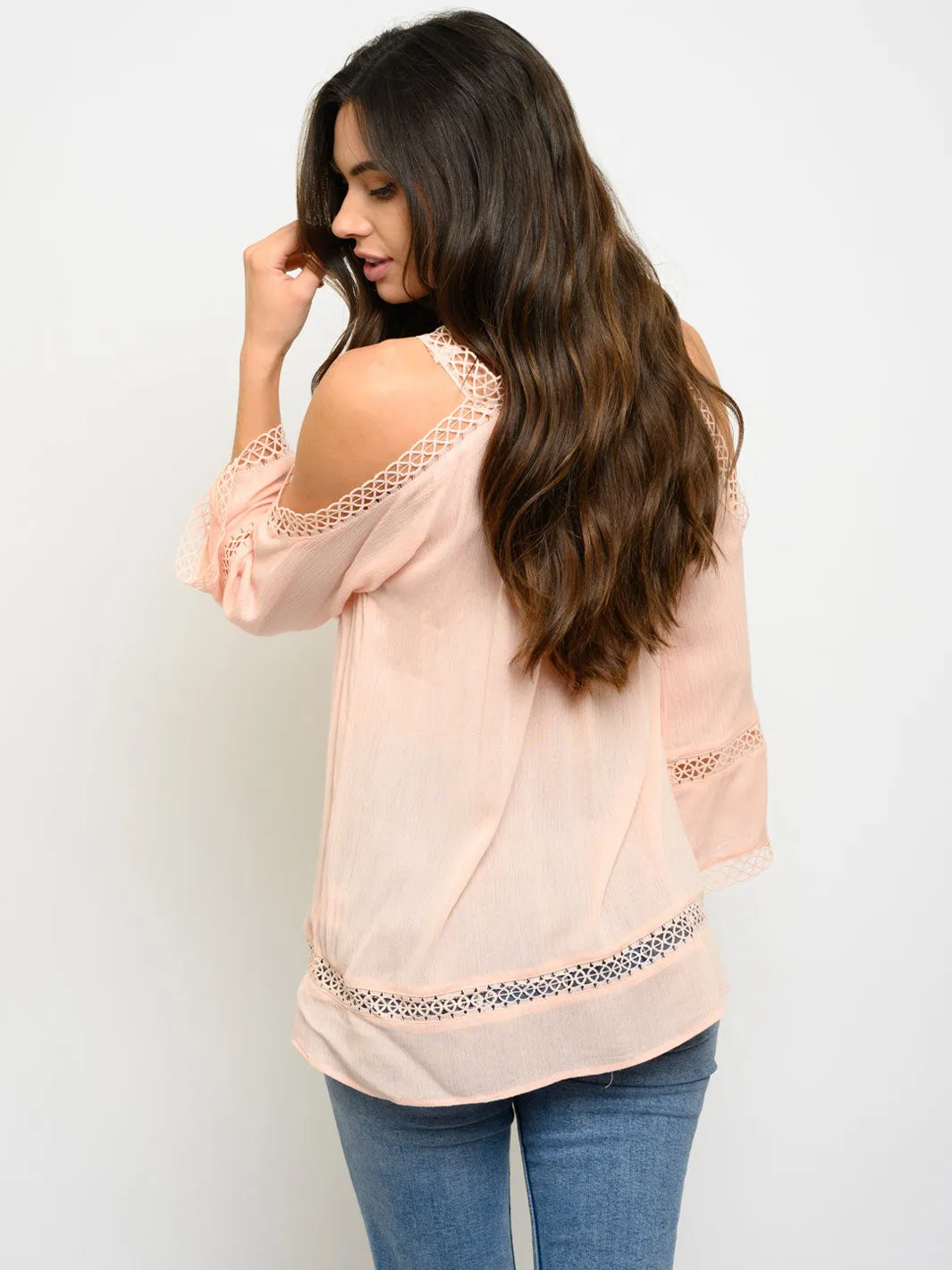WOMEN'S COLD SHOULDER V-NECK TOP