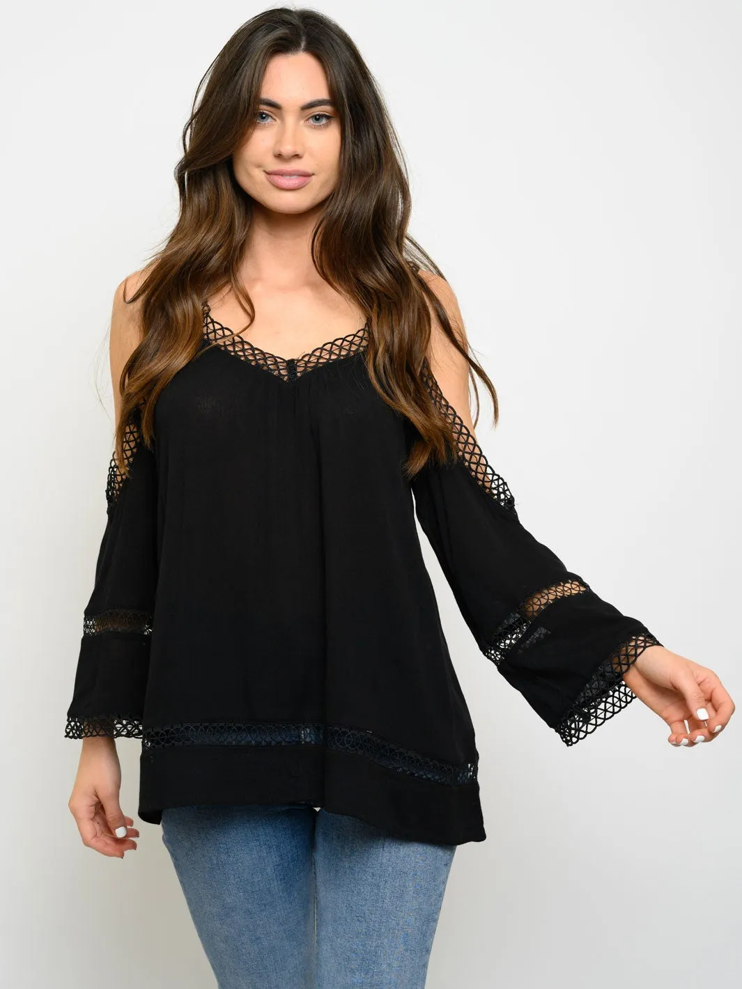 WOMEN'S COLD SHOULDER V-NECK TOP