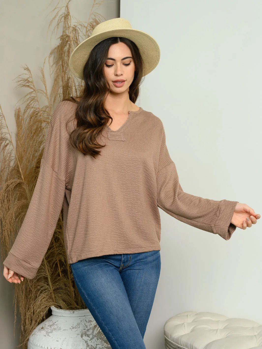WOMEN'S LONG SLEEVE WAFFLE V-NECK TOP