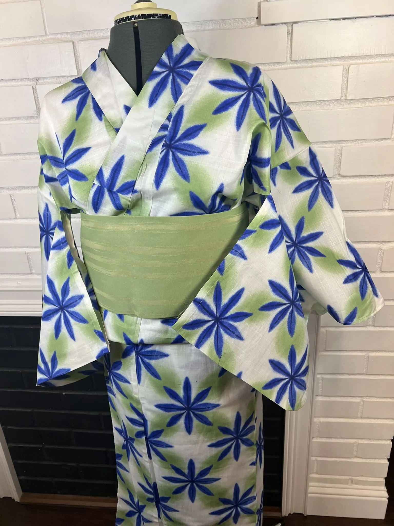YUKATA and OBI 2 pc set, Size: M-L, Indigo Starflower Pattern on Long White with Light Green Obi / Japanese Traditional Women's Yukata and Han-haba Obi