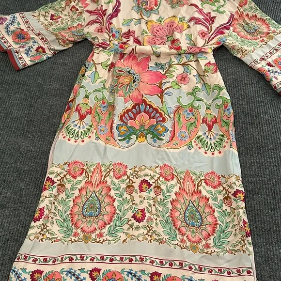 Zara Limited Edition Floral Kimono Robe Women’s Size Medium